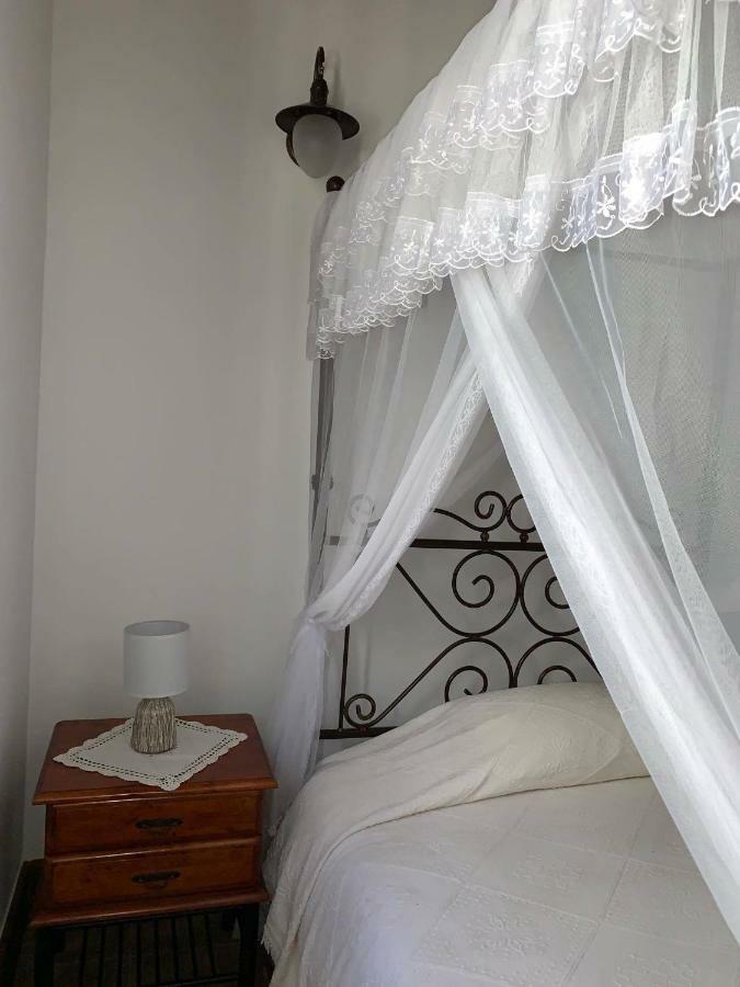 Lofou Traditional House ภายนอก รูปภาพ